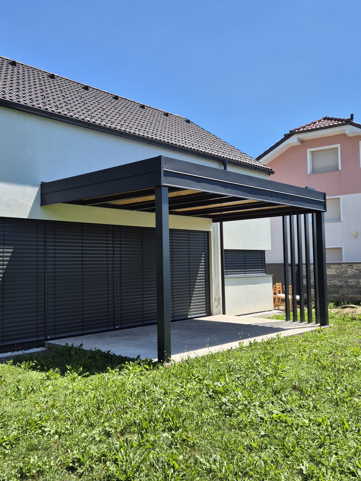 Kovinski nadstrešek in pergola po meri