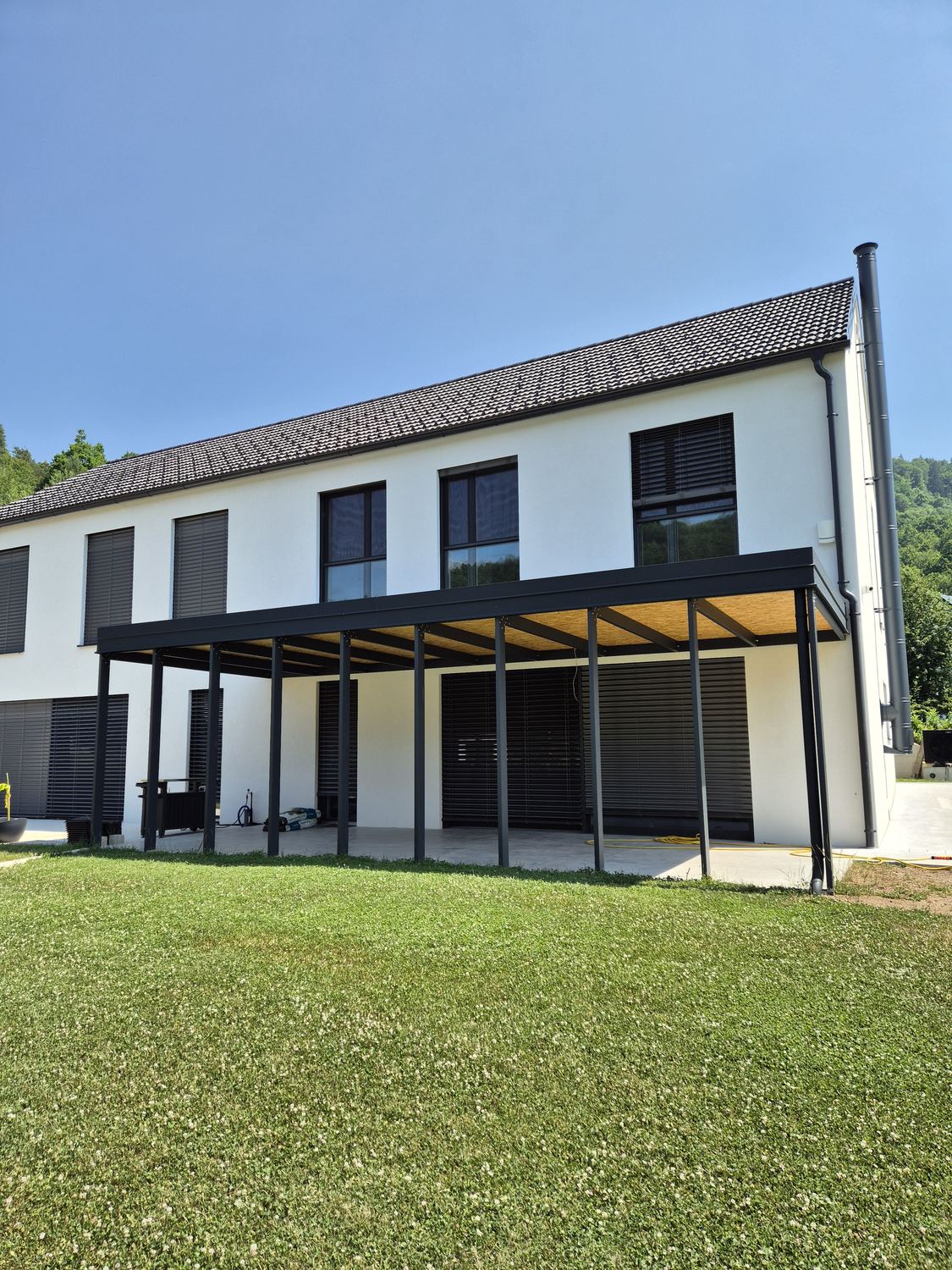 Nadstreški