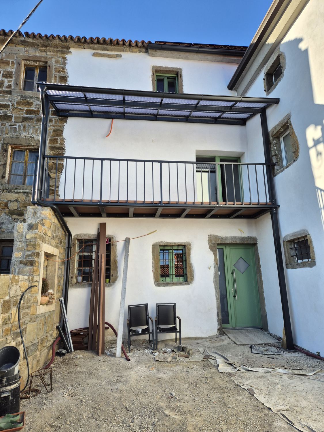 Balkon in stopnice